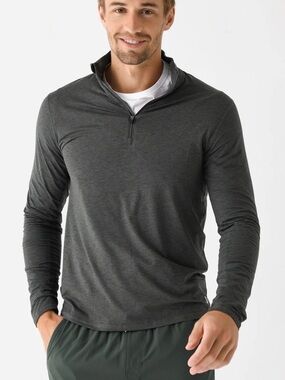 Vuori Men's Ease Performance
Half-Zip - Size S/M